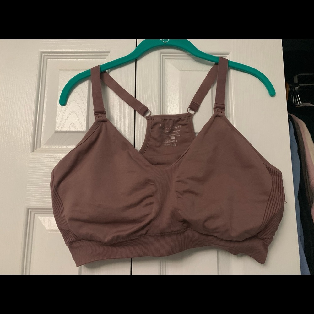 Kindred pumping sports bra